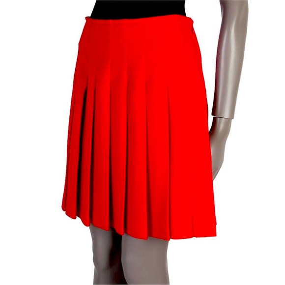 Prada Red Wool Blend Pleated Skirt - Picture 2 of 4
